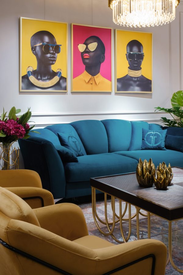 89VOR-AFRICAN GIRL2 Холст "Африканка-2" 100х70 см, багет алюм(зол) — изображение 3