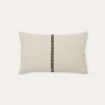 Ardit Чехол для подушки бежевого цвета с черной полосой 30 x 50
