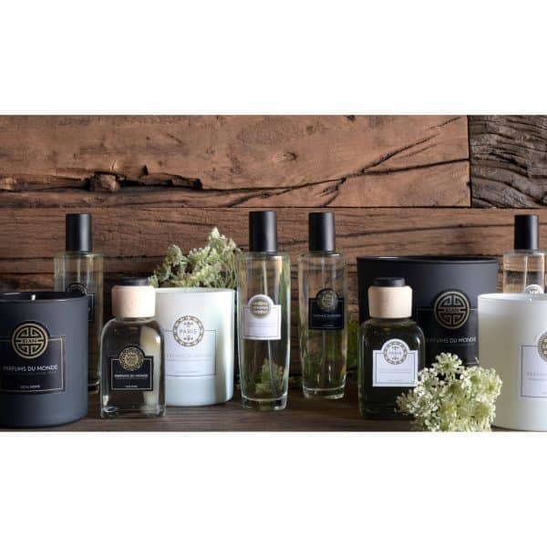 Ароматическая свеча PARIS 500 г — изображение 3