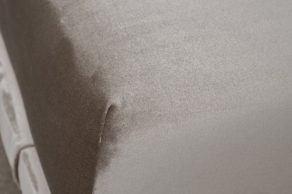 Банкетка Prima на метал опорах бежевая Velvet BEG 40*160*40см — изображение 3