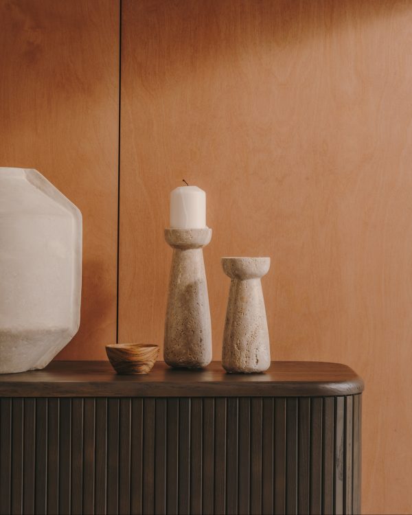 Большой подсвечник из бежевого травертина Magan — изображение 2