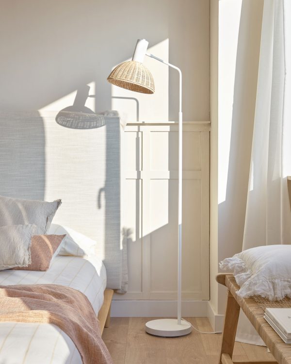 Damila Торшер из ротанга и черного металла — изображение 2