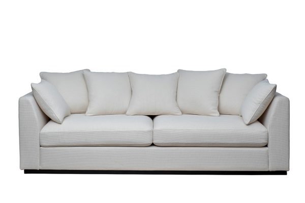 Диван Roberto трехместный