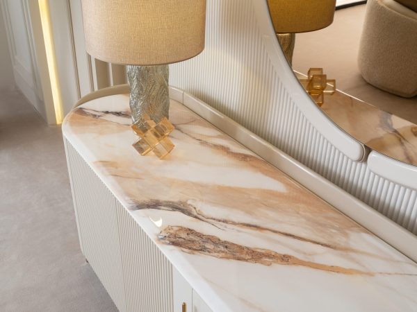 Консоль Хилтон — изображение 4