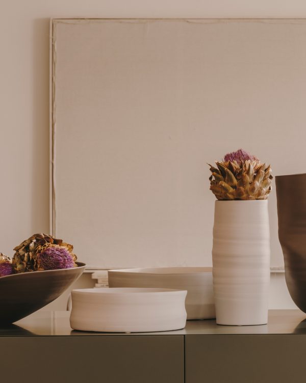 macae-keramicheskaja-vaza-belaja-o-27-sm-2 Macae Керамическая ваза белая Ø 27 см — изображение 3