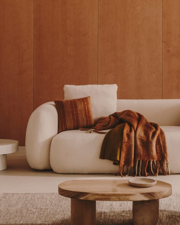 Martina Подушка из необработанной ткани букле 47 x 36 см — изображение 3