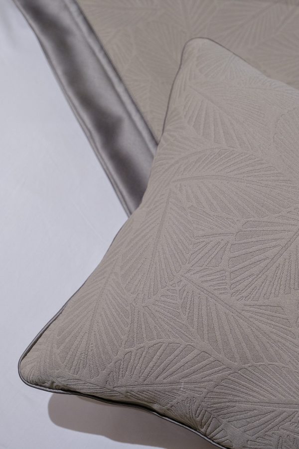 Подушка декоративная с кантом корич. 283002 50*30см — изображение 2