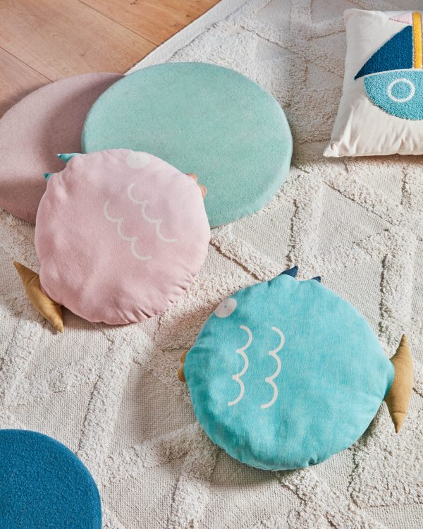 Подушка Delmare из 100% хлопка в форме рыбы розовая Ø 45 см — изображение 2