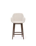 Полубарный стул Konna бежевого цвета с ножками из массива ясеня в темной отделке, 65 см — изображение 3