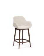 Полубарный стул Konna бежевого цвета с ножками из массива ясеня в темной отделке