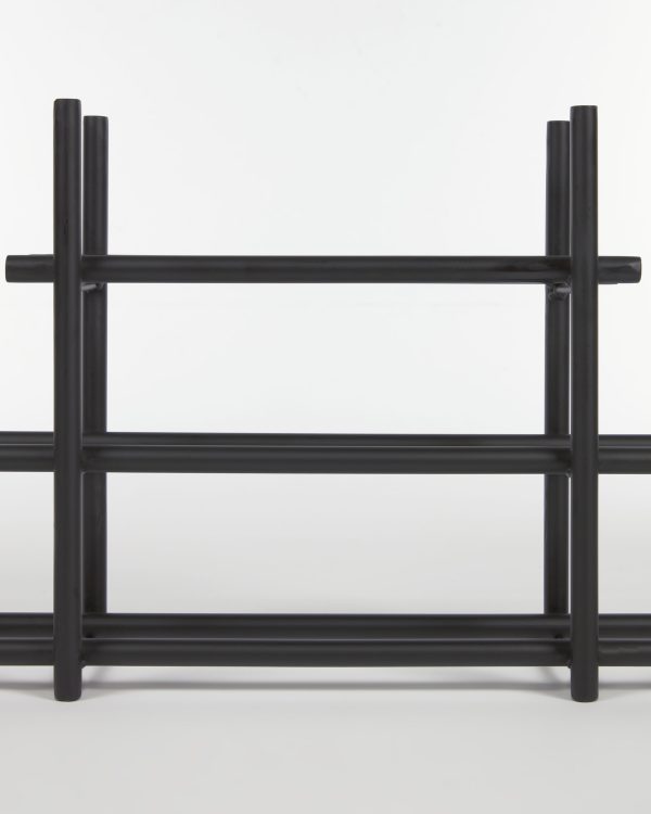 Shizu Винная полка из черного металла — изображение 3