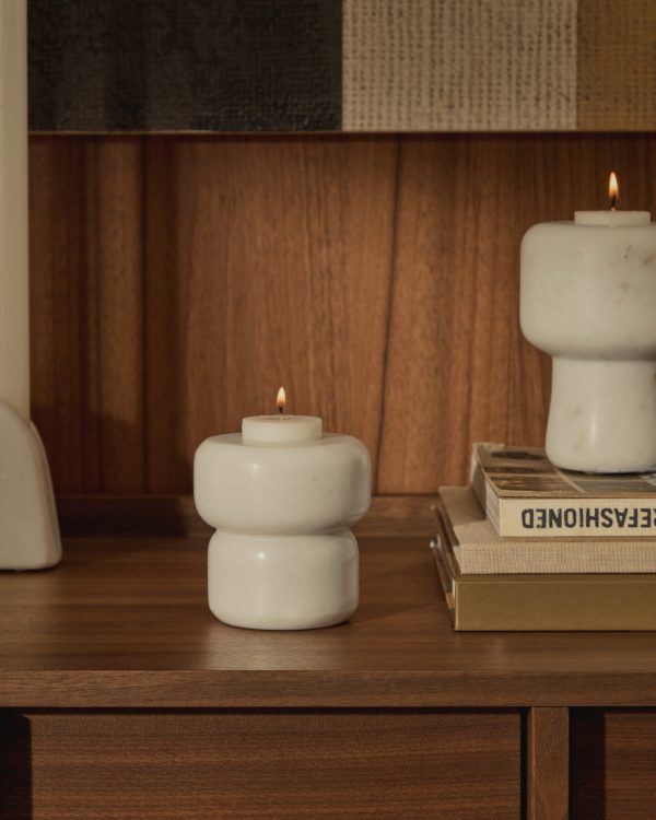 Signe Маленький подсвечник из белого мрамора 8 см — изображение 3