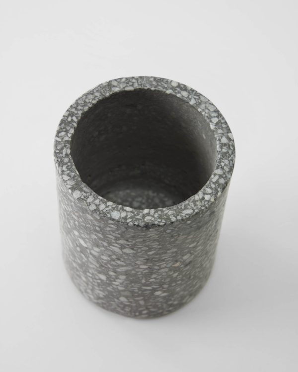 Стакан для ванной Hiara из терраццо — изображение 3