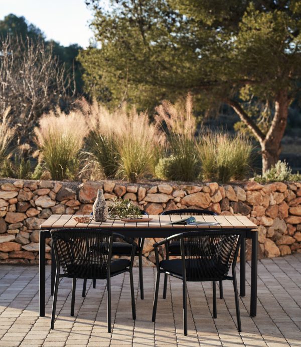 xelida-sadovyj-stul-iz-aljuminija-i-chernogo-shnura-1 Xelida Садовый стул из алюминия и черного шнура — изображение 2