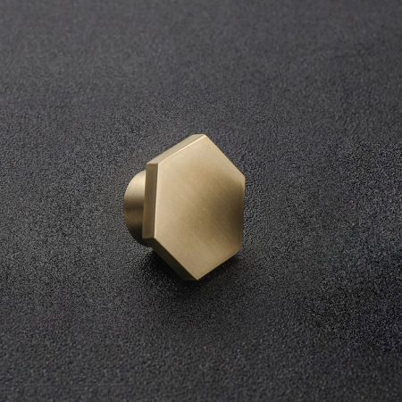 Ручка-кнопка HK005 brass