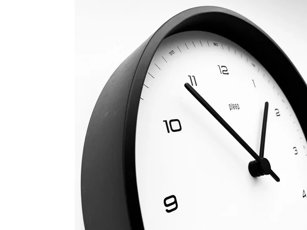 Часы настенные Pleep Flash белый, черный — изображение 2