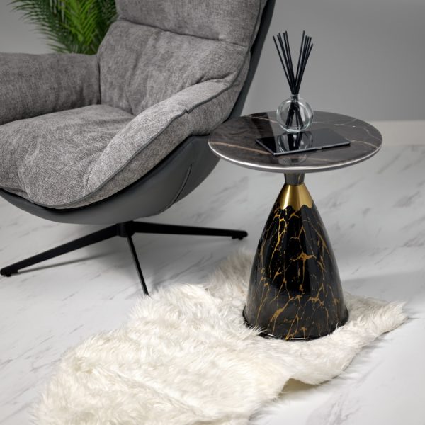 чёрный мрамор