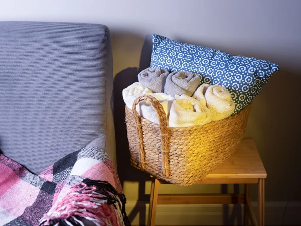 Корзина TODI плетеная с ручкой коричневый — изображение 2