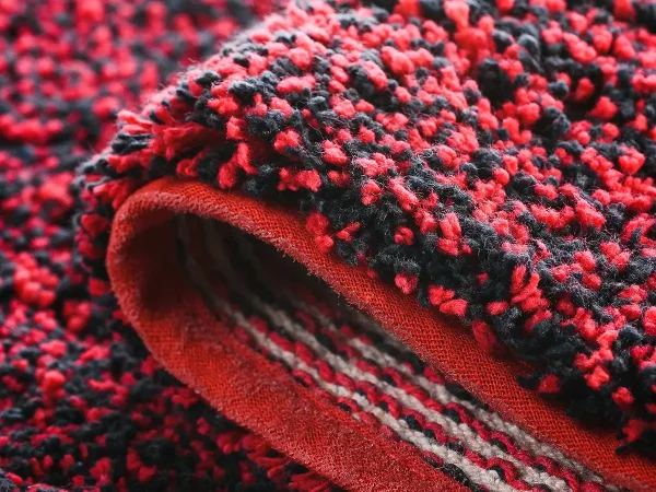 Коврик Graffity для ванной комнаты красный, черный — изображение 5