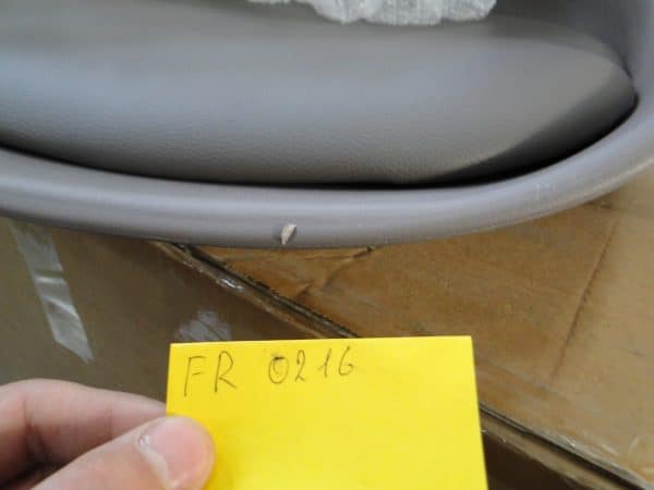 Стул Eames Bon латте FR 0216Y — изображение 3