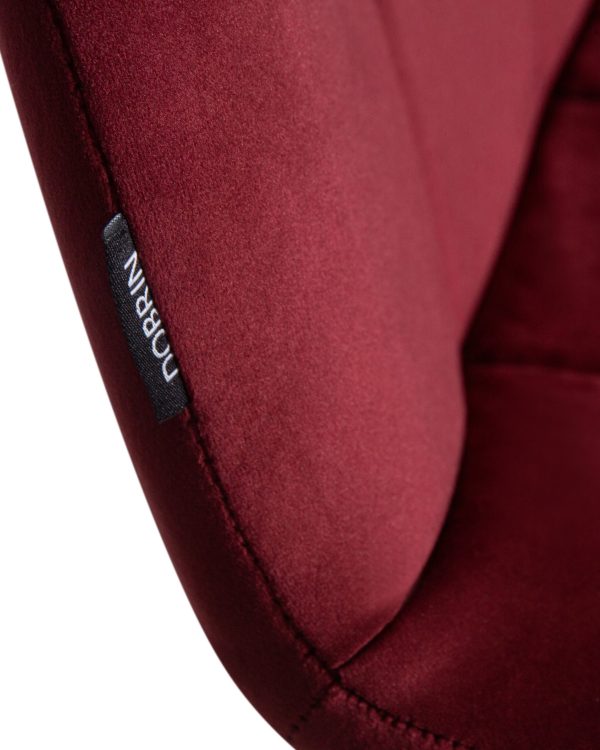 Бордовый Holland 47