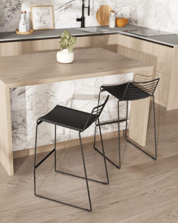 Стул полубарный Danny черный с черной подушкой — изображение 3