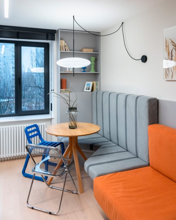 Стул складной Fold Smoke серый — изображение 2