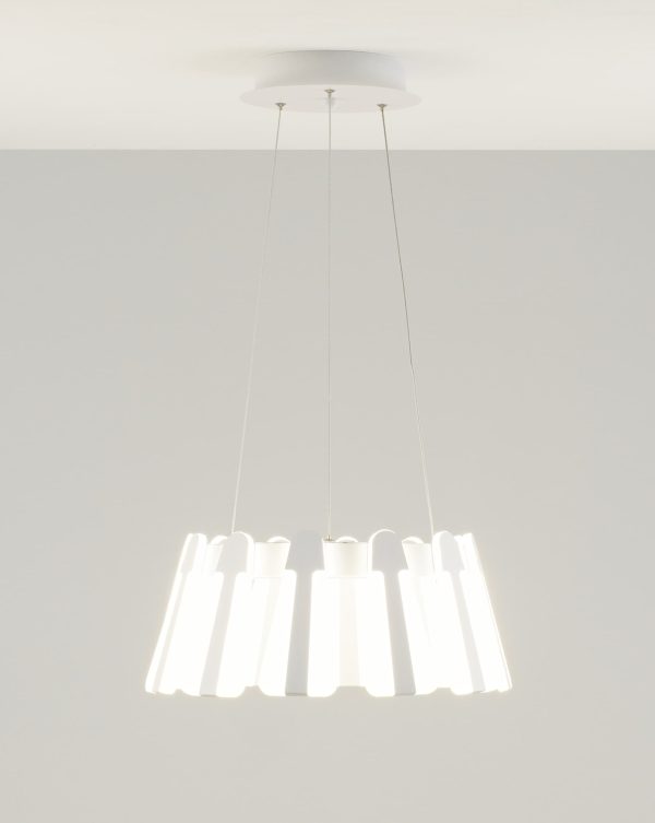 Светодиодная подвесная люстра Moderli V2410-PL Beauty — изображение 3