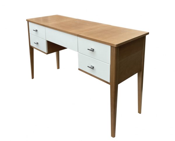 231027155424-big Стол туалетный со встроенным зеркалом — изображение 8