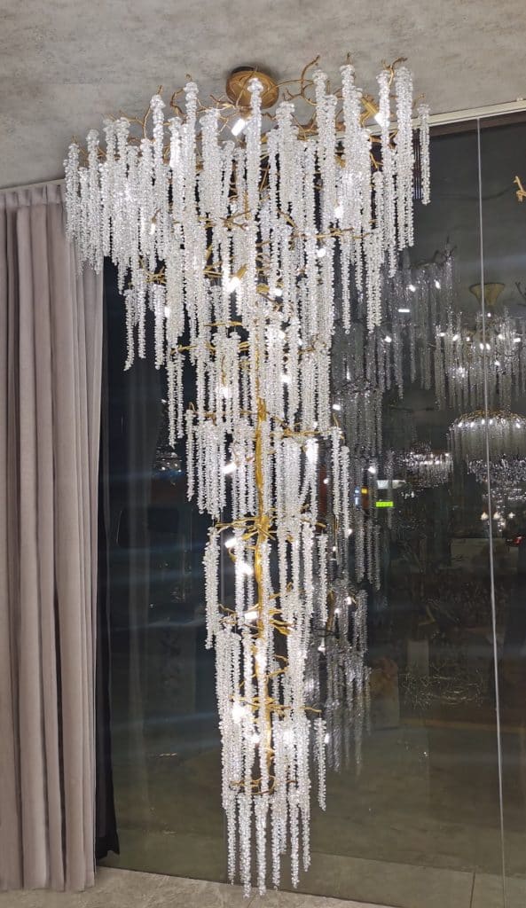 86-70632 Люстра каскадная d.80*h200 см