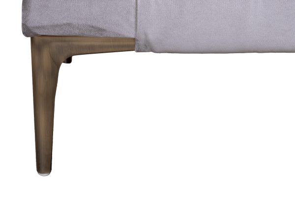 banketka-prima-na-metal-oporah-seraja-velvet-ser-4016040sm-4 Банкетка Prima на метал опорах серая Velvet SER 40*160*40см — изображение 5