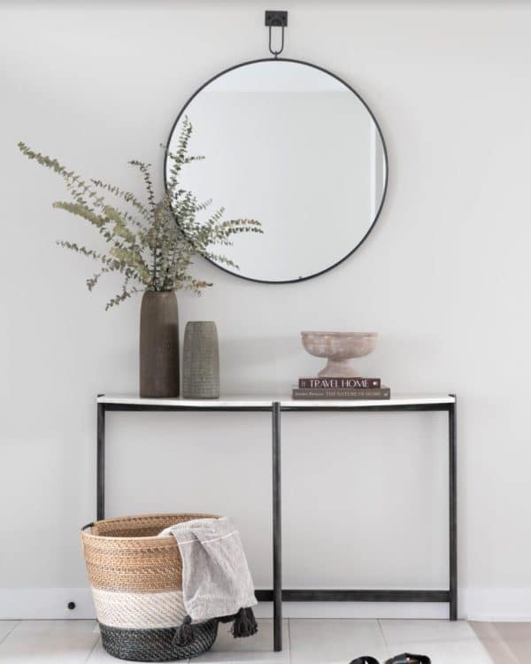 Черное настенное зеркало “Найт”