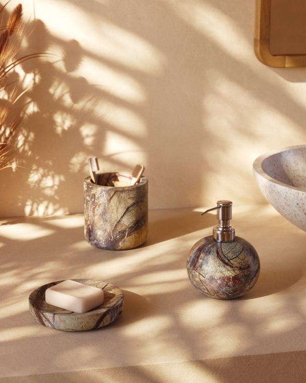 Дозатор для жидкого мыла Spalsh из бежевого мрамора — изображение 3