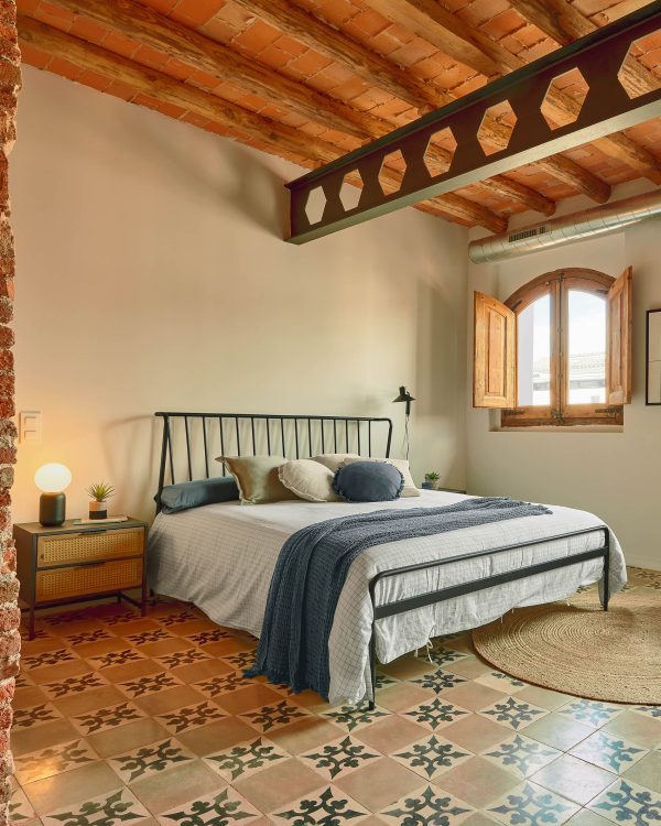 Настенный светильник Plass черный маленький — изображение 4