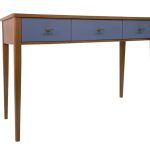 Стол-консоль 3 ящика лилово синего цвета