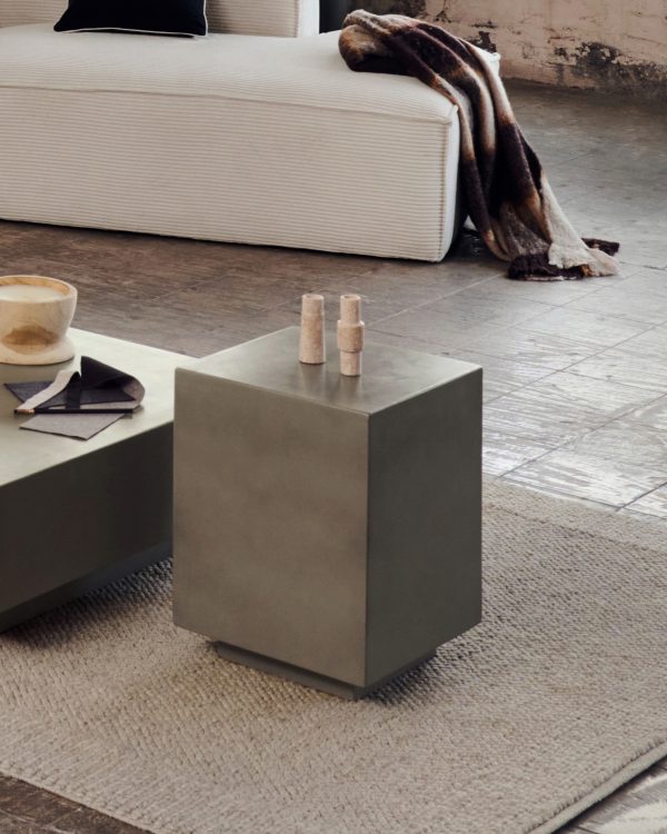 Rustella Приставной столик из цемента 35 x 35 см — изображение 4