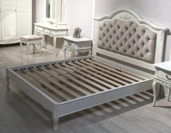 Кровать 160×200 с мягким изголовьем  без состаривания, без патины — изображение 3