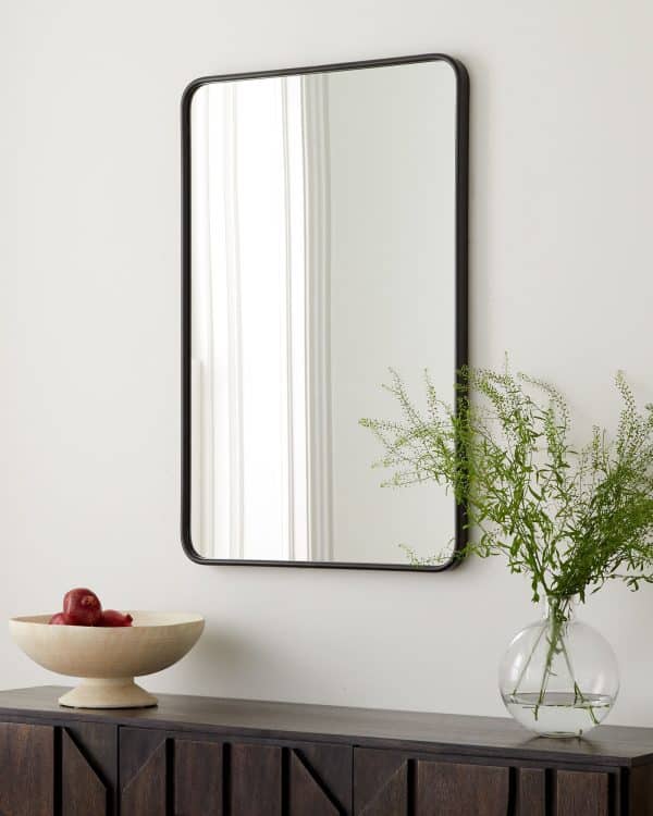 Зеркало в чёрной раме “Теони”
