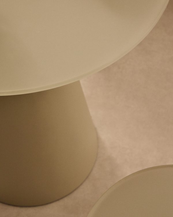 Журнальный столик Wilshire из матового стекла и стали матово-серый Ø50 см — изображение 3