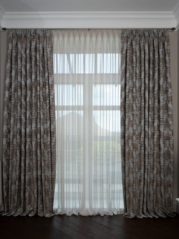 121GD-00013 Портьера Bromley голубой 300*260 — изображение 2