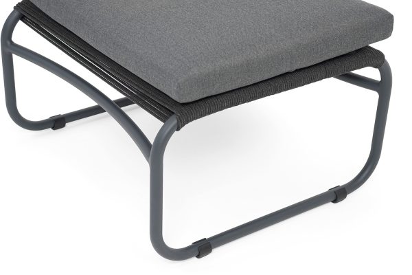 aneto-puf-pletenyj-iz-roupa-karkas-aljuminij-temno-seryj-ral7024-muar-roup-temno-seryj-kruglyj-3 "Ането" пуф плетеный из роупа, каркас алюминий темно-серый (RAL7024) муар, роуп темно-серый круглый — изображение 4