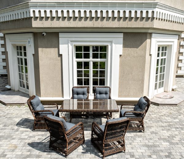 цвет коричневый