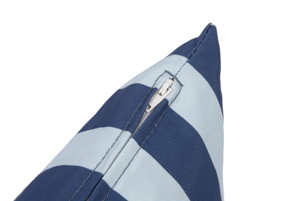 Декоративная подушка 45х45 см, цвет Грей лайн — изображение 3