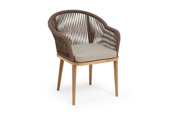 основание дуб