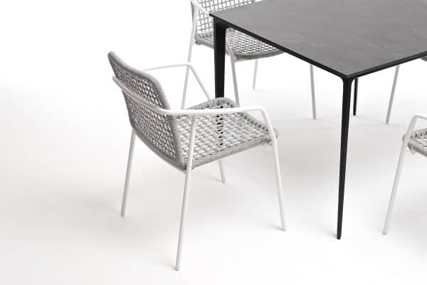 "Малага" обеденная группа на 4 персоны со стульями "Тунис", каркас белый, роуп светло-серый — изображение 5