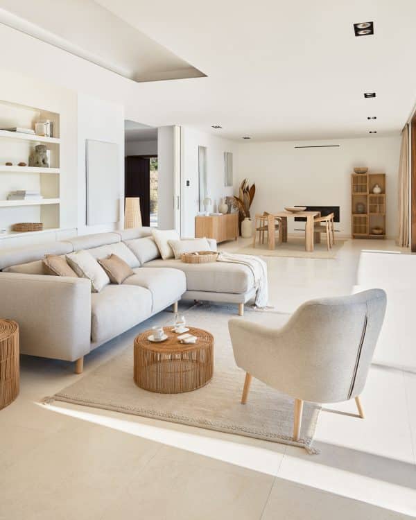 Настенная панель Mely из массива дерева альбиция белая Ø 50 см — изображение 4