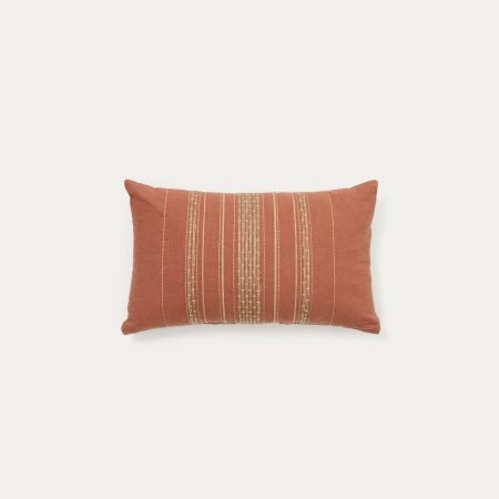 Чехол для подушки из льна Sairu оранжевого цвета с вышивкой из джута 30 x 50 см