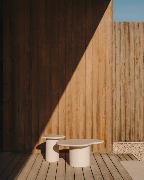 Приставной столик из белого цемента Macarella 48 x 47 см — изображение 2