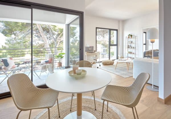 Рамка для фото Uria из белого мрамора и бежевого камня 23 x 18 см — изображение 4