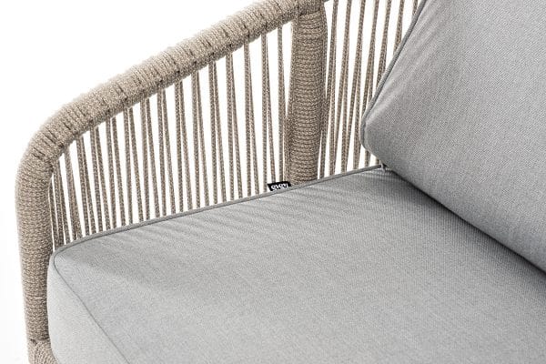 "Канны" диван 2-местный плетеный из роупа, каркас алюминий светло-серый (RAL7035) шагрень, роуп серый меланж круглый, ткань серая 017 — изображение 5